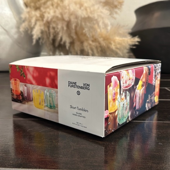 Diane Von Furstenberg 4pc Short Glass Drinkware Set NIB - DVF for Target - Picture 5 of 5